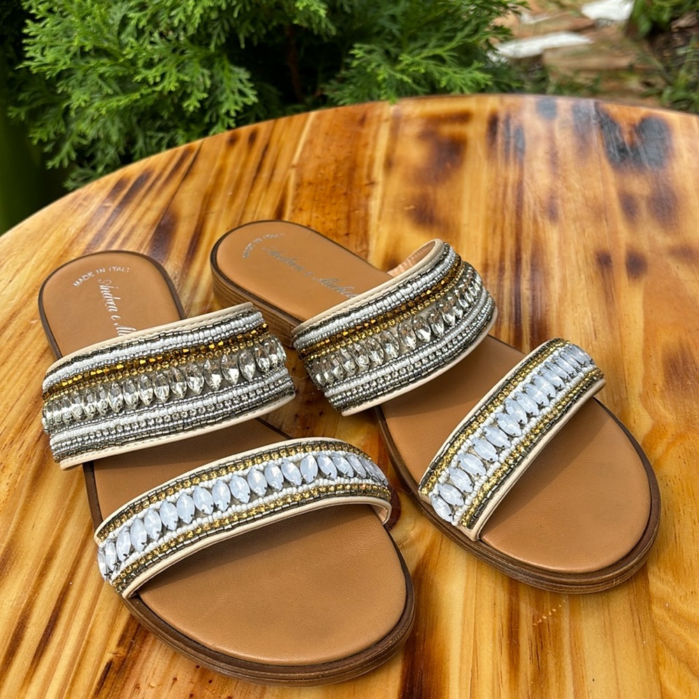 Adorable rhinestone sandals